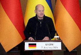 Joint briefing of Volodymyr Zelenskyy and Olaf Scholz in Kyiv