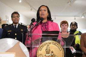 DC: Mayor Bowser hold a Shopping in Local Business press conference