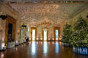 First Lady Unveils The 2024 White House Christmas Decorations