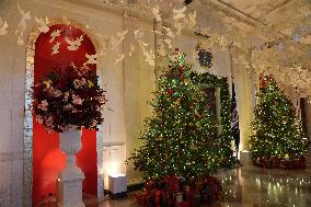 First Lady Unveils The 2024 White House Christmas Decorations