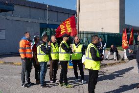 Stellantis, Protest In Pomigliano D'Arco