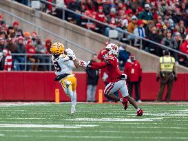 Wisconsin Badgers Vs. Minnesota Golden Gophers