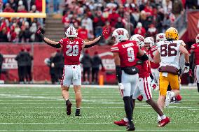 Wisconsin Badgers Vs. Minnesota Golden Gophers