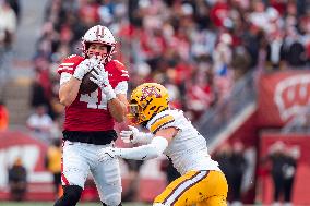 Wisconsin Badgers Vs. Minnesota Golden Gophers