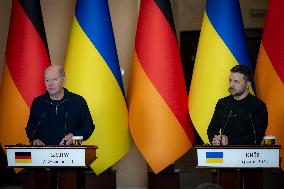 Scholz Pledges € 650m In Military Aid To Ukraine - Kyiv