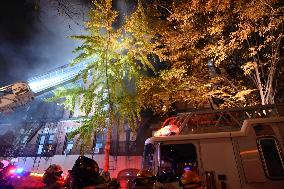 3rd Alarm Fire Kills One Person At 526 East 82nd Street On The Upper East Side Of Manhattan New York