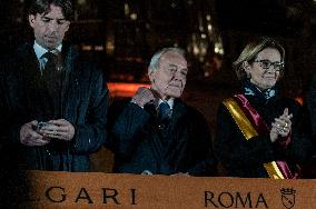 Rome Inaugurates Christmas With The Lighting Of Bulgari In Piazza Spagna