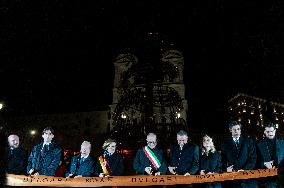 Rome Inaugurates Christmas With The Lighting Of Bulgari In Piazza Spagna