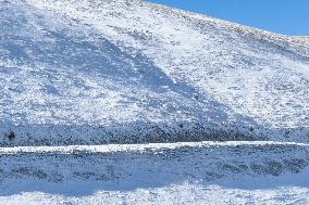 First Snow in Campo Imperatore