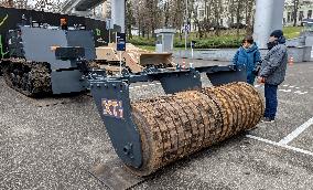 Exhibition of demining equipment in Kyiv