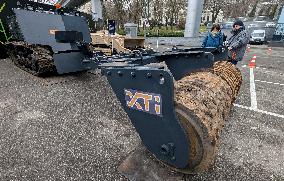 Exhibition of demining equipment in Kyiv