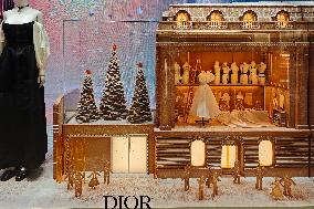 DIOR Christmas Window