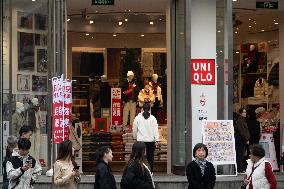 Uniqlo