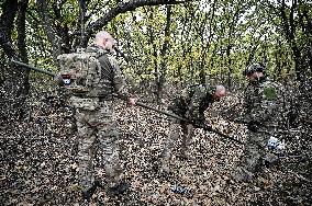 Artillery crew of Ukraines Khyzhak Patrol Police Special Unit