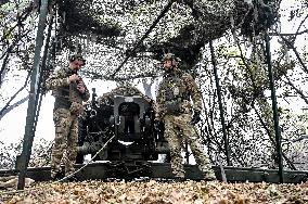 Artillery crew of Ukraines Khyzhak Patrol Police Special Unit