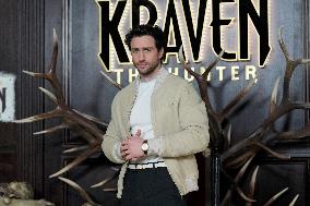 Aaron Taylor-Johnson At Kraven The Hunter Photocall - Madrid