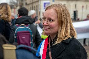 Demonstration For The Pension - Paris