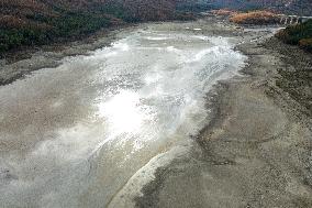 The Dry Camastra Dam Assaults 29 Municipalities In Basilicata.