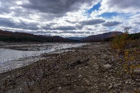 The Dry Camastra Dam Assaults 29 Municipalities In Basilicata.