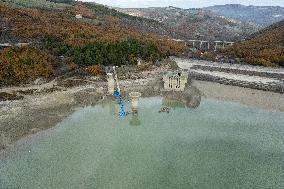 The Dry Camastra Dam Assaults 29 Municipalities In Basilicata.