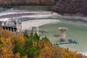 The Dry Camastra Dam Assaults 29 Municipalities In Basilicata.