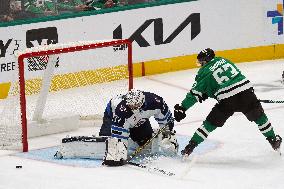 NHL: Dallas Stars V Winnipeg Jets