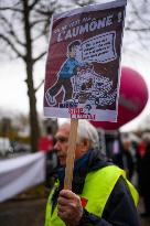 Demonstration For The Pension - Paris