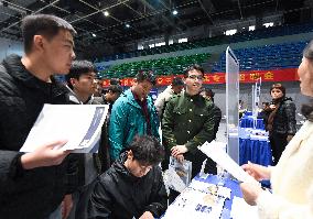 First Recruitment Fair For Retired College Soldiers