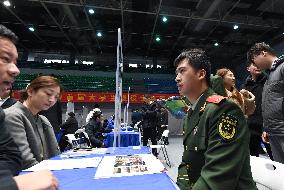 First Recruitment Fair For Retired College Soldiers