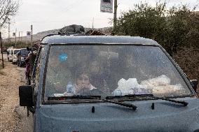 Syrian Kurds Flee From North Of Aleppo To Afrin - Syria