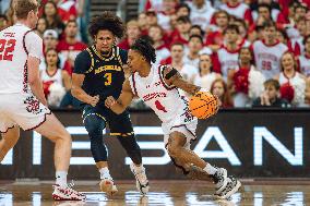 Wisconsin Badgers Vs. Michigan Wolverines