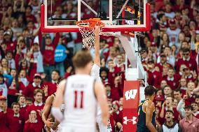 Wisconsin Badgers Vs. Michigan Wolverines