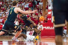 Wisconsin Badgers Vs. Michigan Wolverines