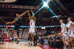 Wisconsin Badgers Vs. Michigan Wolverines