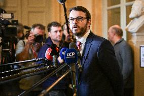 Presser on the motions of censure at the National Assembly in Paris FA