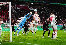 RB Leipzig v Eintracht Frankfurt- DFB Cup: Round of 16