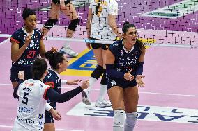 VOLLEY - Serie A1 Femminile - Reale Mutua Fenera Chieri '\''76 vs Roma Volley