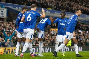 Everton FC v Wolverhampton Wanderers FC - Premier League