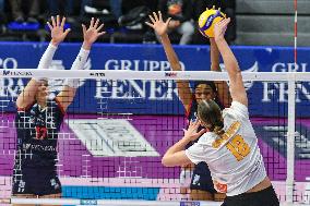 Reale Mutua Fenera Chieri '76 v SMI Roma Volley - Italian Women's Serie A1 Volleyball: Day 11