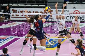 Reale Mutua Fenera Chieri '76 v SMI Roma Volley - Italian Women's Serie A1 Volleyball: Day 11