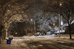 First Significant Snowfall Of The Season In Toronto, Canada