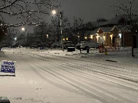 First Significant Snowfall Of The Season In Toronto, Canada