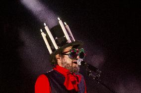 Vinicio Capossela  In Padua With His Tour Conciati Per Le Feste