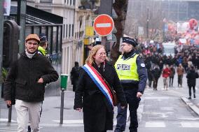 Public Service Demonstration - Paris