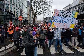 Public Service Demonstration - Paris