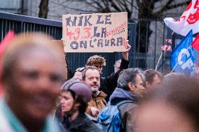 Public Service Demonstration - Paris