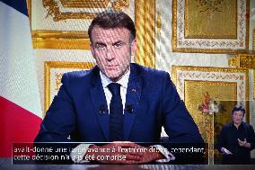 French President Emmanuel Macron adresses a speech after the censure of Michel Barnier's - Paris