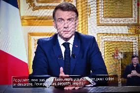 French President Emmanuel Macron adresses a speech after the censure of Michel Barnier's - Paris