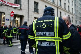 Firefighters Demonstrate In Lyon