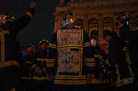 Firefighters On Strike - Lyon